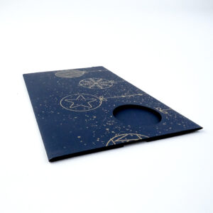 Zərf, mavi barxat kağızı qızıl folqa ilə Envelope, blue velvet paper with gold foil